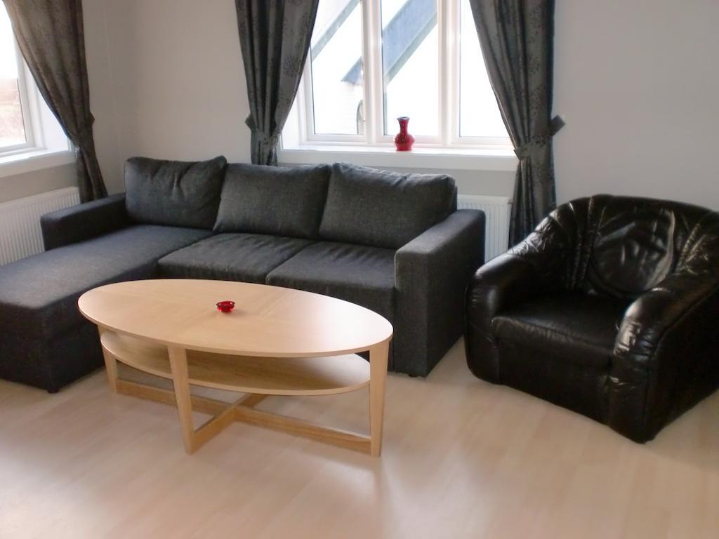 בלונדואוס Guesthouse Tilraun מראה חיצוני תמונה